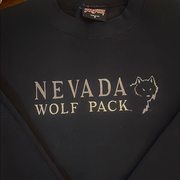 Nevada Wolf Pack Crew Neck - Picture 4 of 8